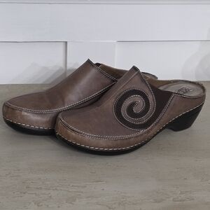 L'Artiste Spring Step Brown Vanessa Slip On Leather Clog/Mule Spiral Swirl. 39